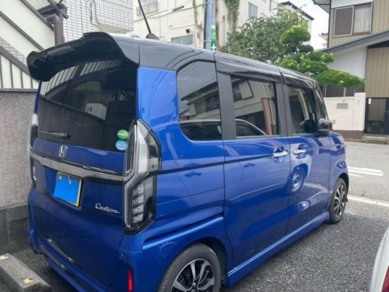 N BOX CUSTOM