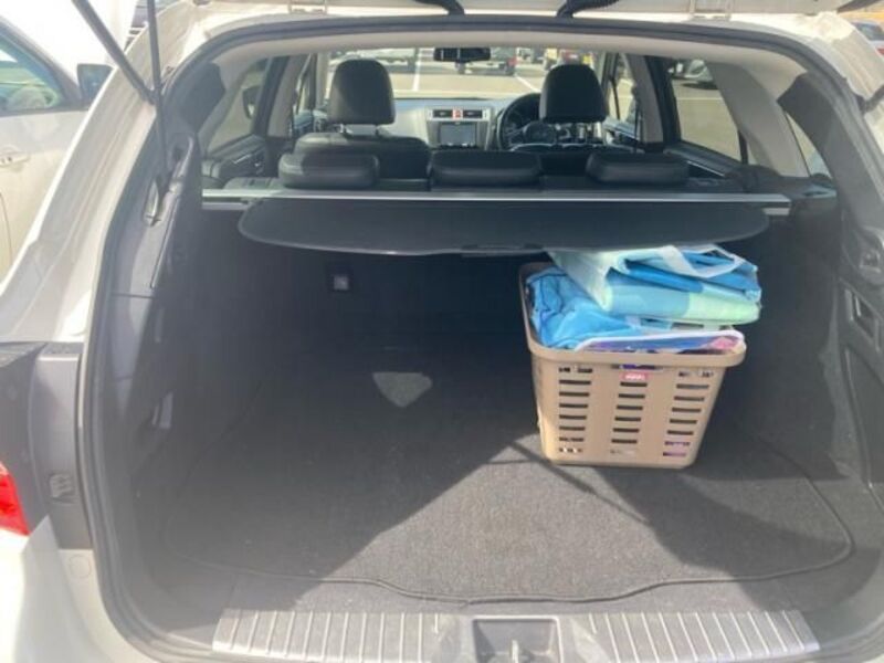 LEGACY OUTBACK