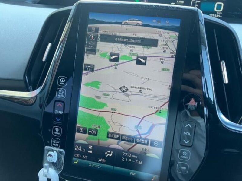 PRIUS PHV