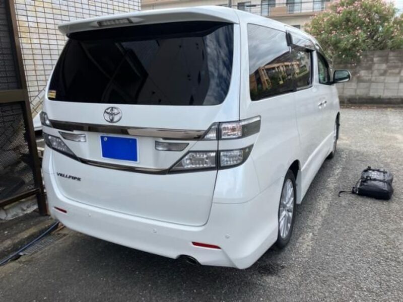 VELLFIRE