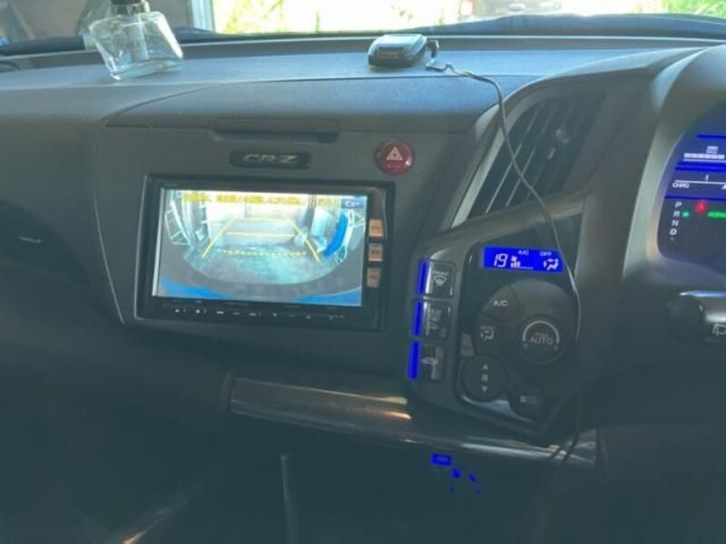 CR-Z