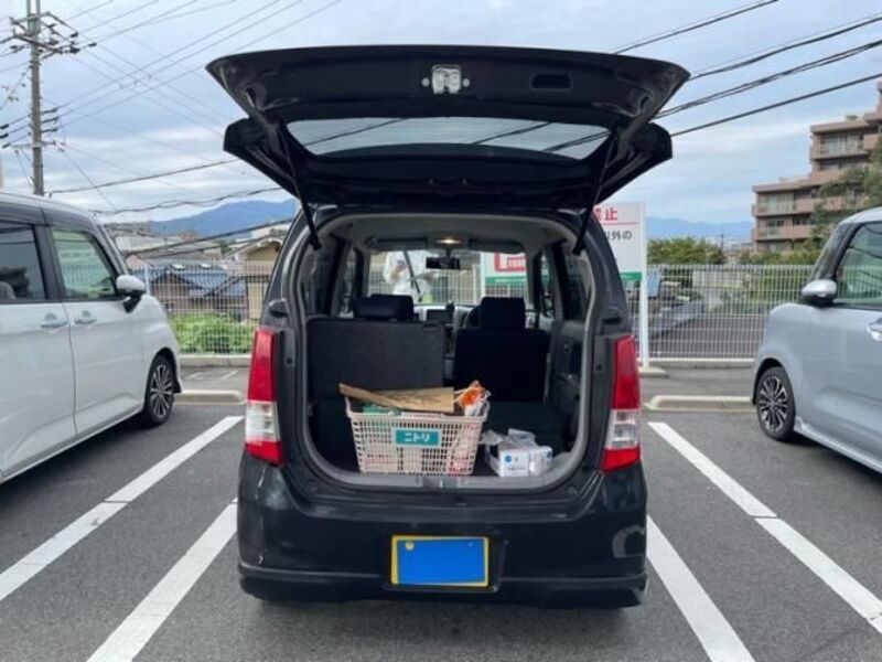 WAGON R