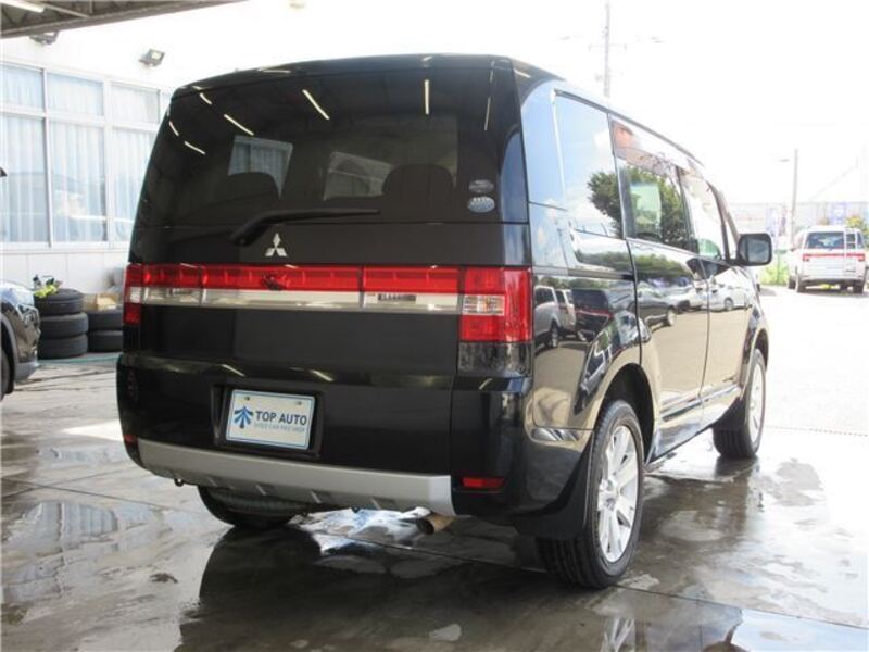 DELICA D5
