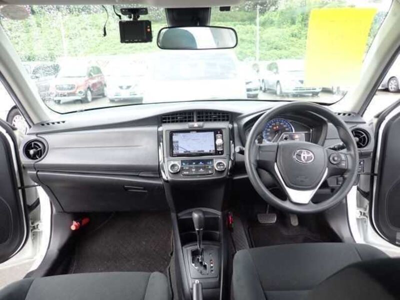 COROLLA AXIO