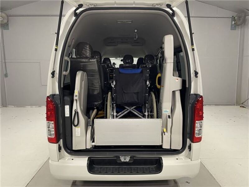 HIACE VAN