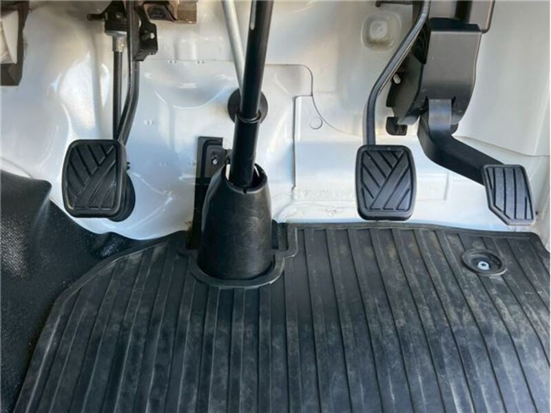 MINICAB TRUCK