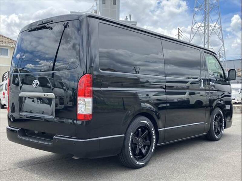 HIACE VAN