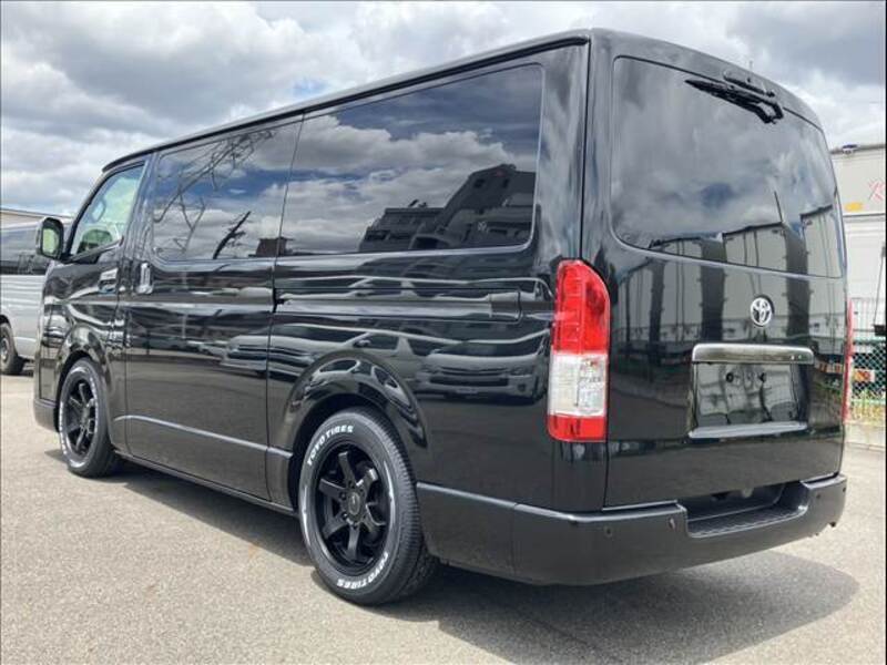 HIACE VAN