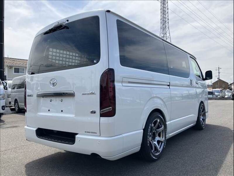 HIACE VAN