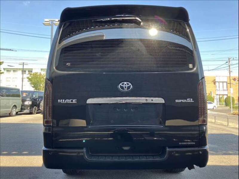 HIACE VAN