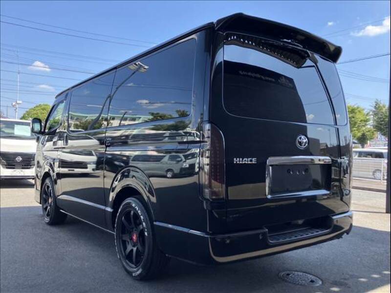 HIACE VAN