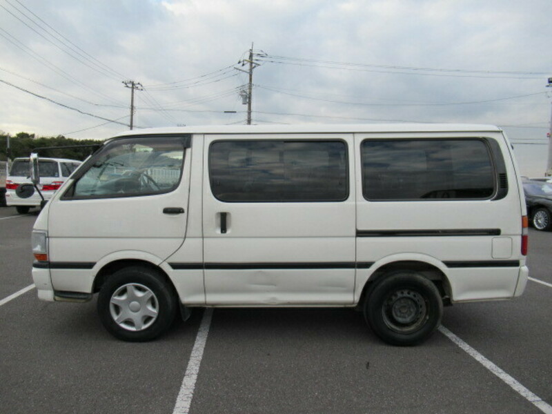 HIACE VAN