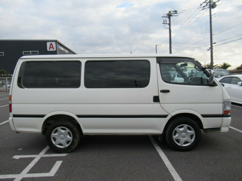 HIACE VAN