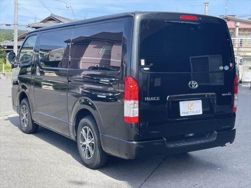 HIACE VAN