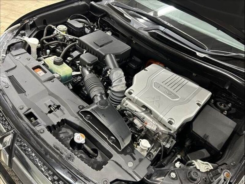 OUTLANDER PHEV