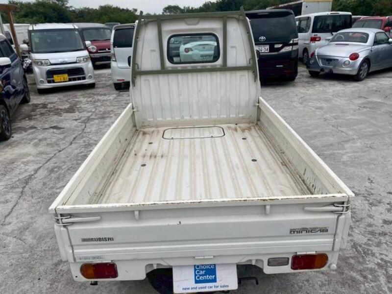 MINICAB TRUCK