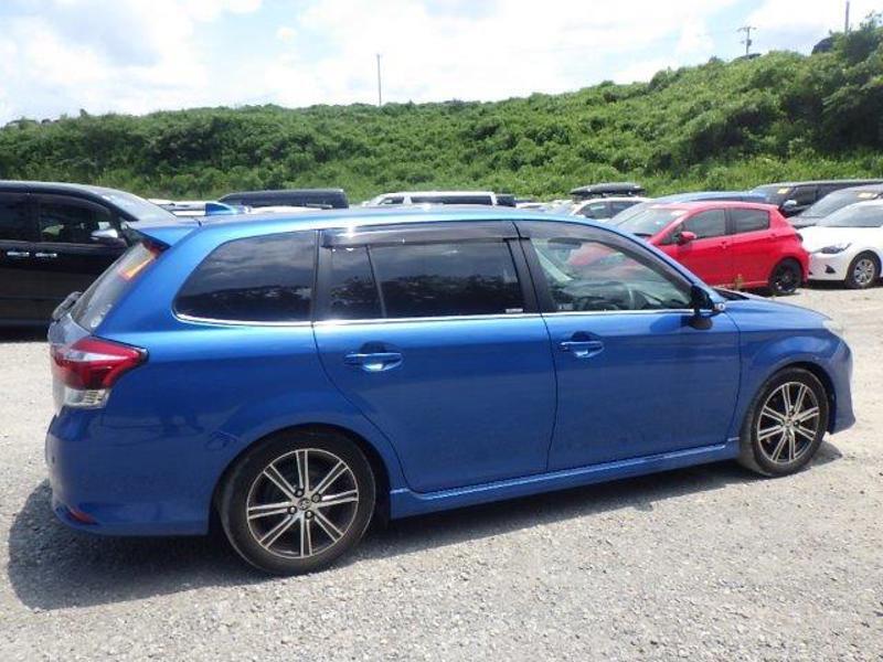 COROLLA FIELDER
