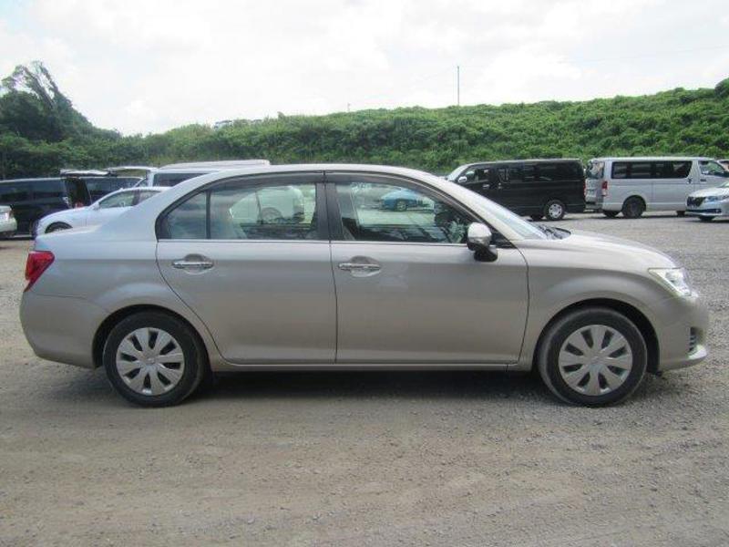 COROLLA AXIO