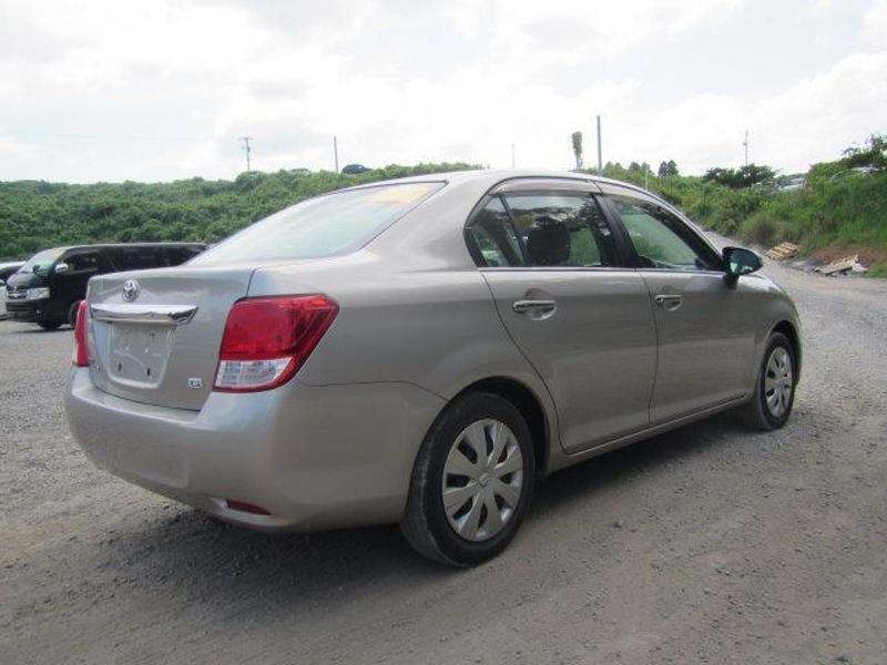 COROLLA AXIO