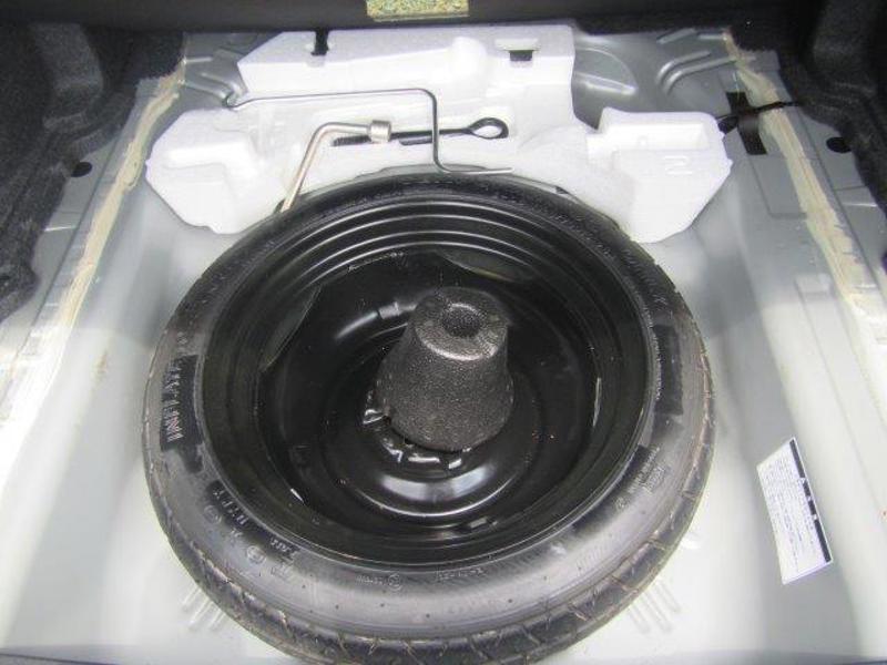 COROLLA AXIO