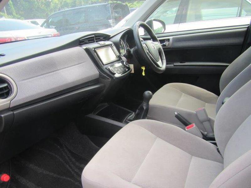 COROLLA AXIO