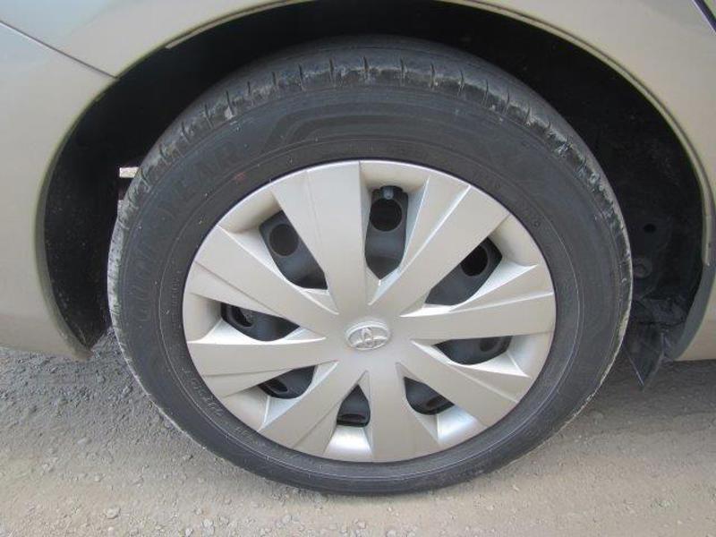 COROLLA AXIO