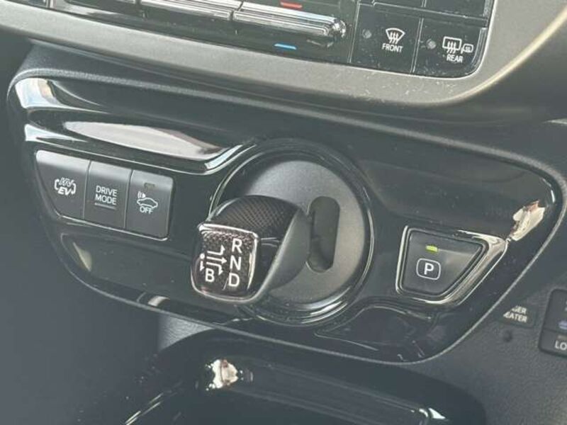 PRIUS PHV