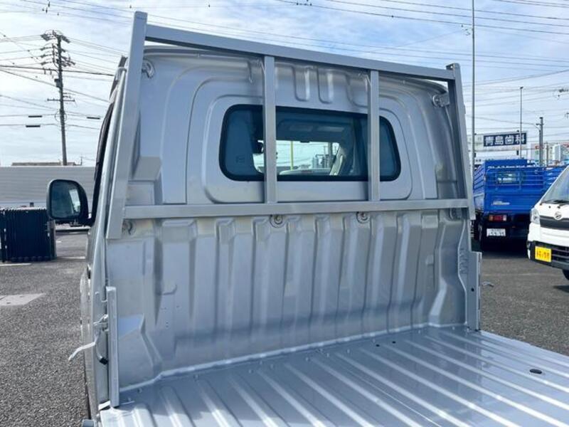 TOWNACE TRUCK