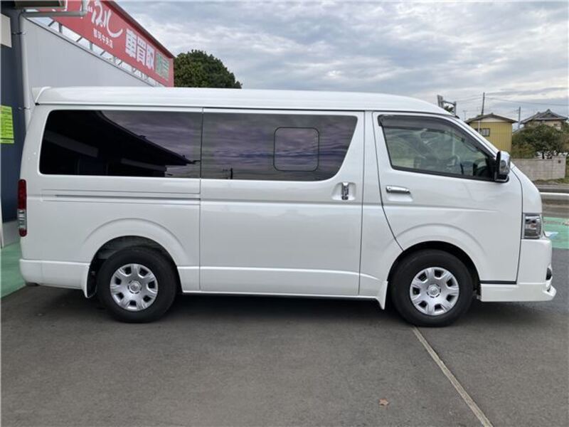 HIACE