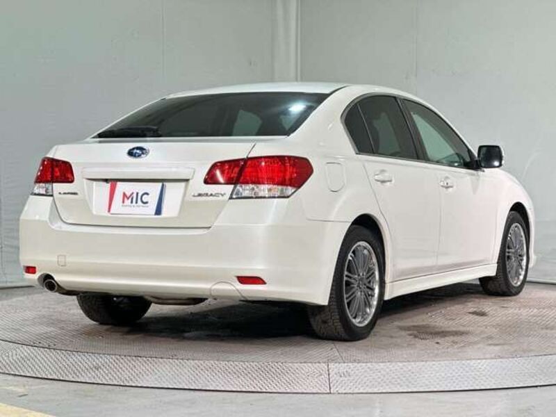 LEGACY B4