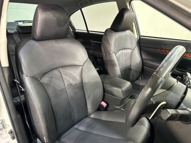 LEGACY B4