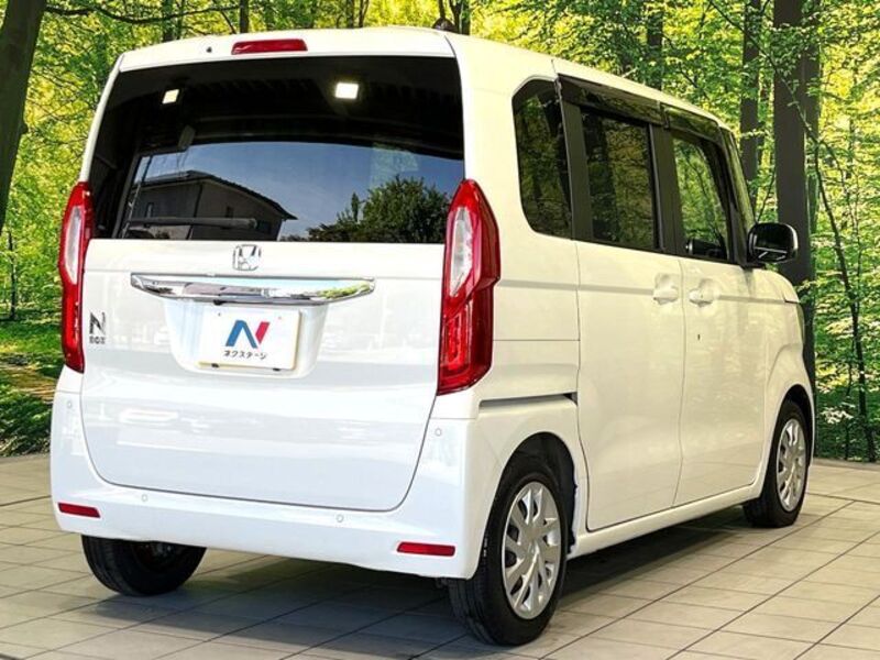 N BOX