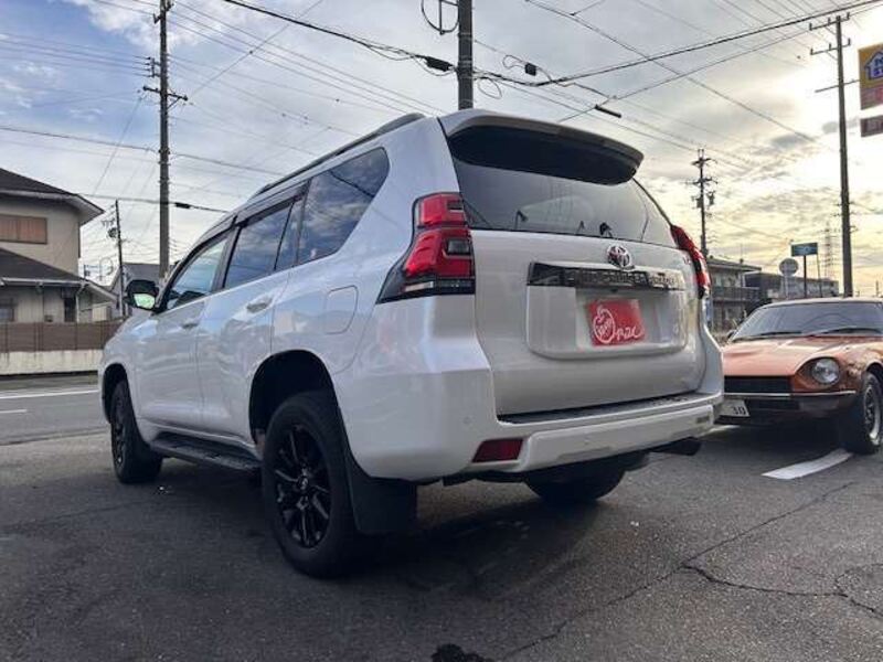 LAND CRUISER PRADO