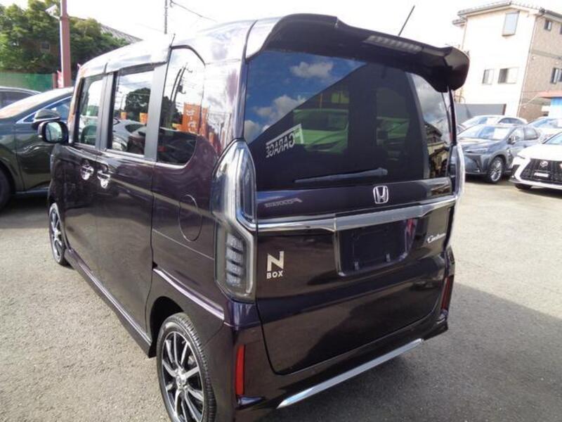 N BOX CUSTOM