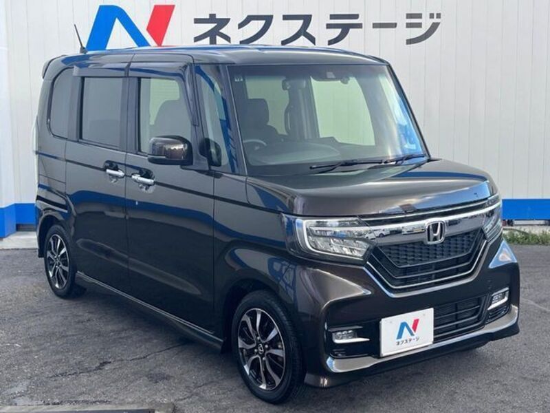 N BOX CUSTOM