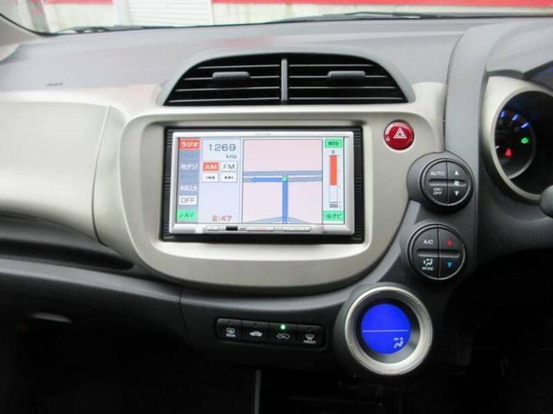 FIT HYBRID