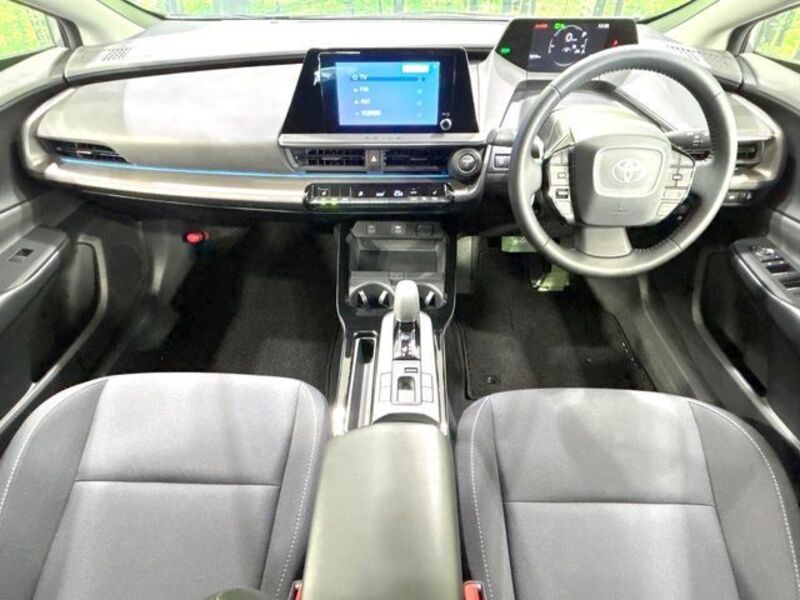 PRIUS PHV