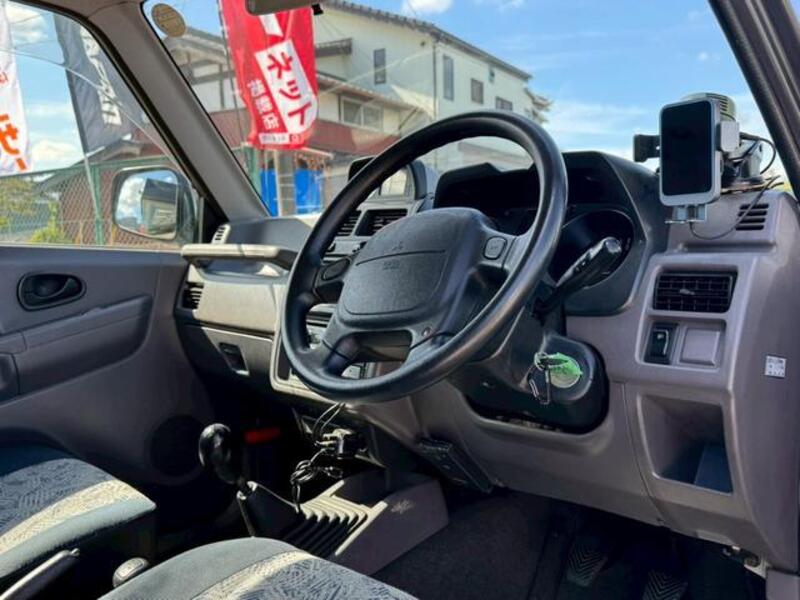 PAJERO MINI