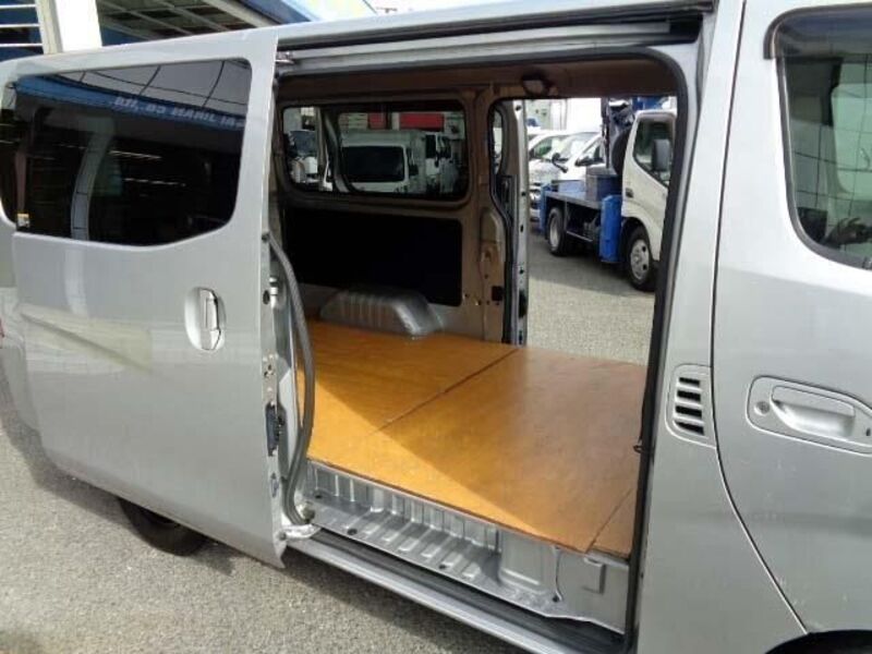NV350 CARAVAN