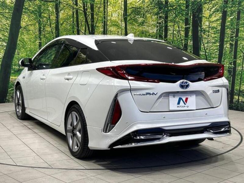 PRIUS PHV