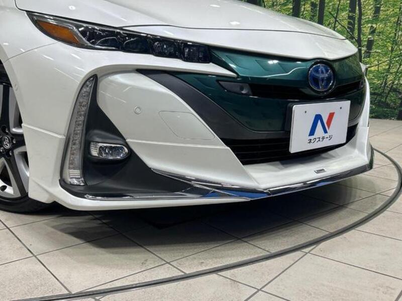 PRIUS PHV