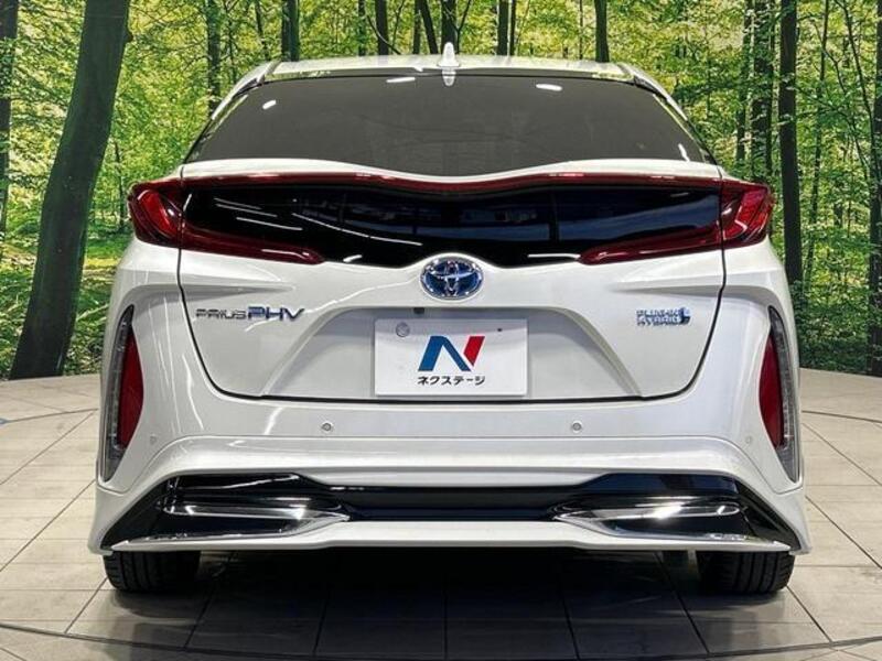 PRIUS PHV