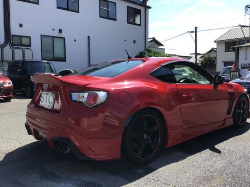 86