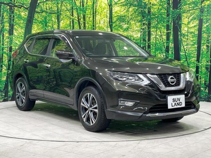 X-TRAIL