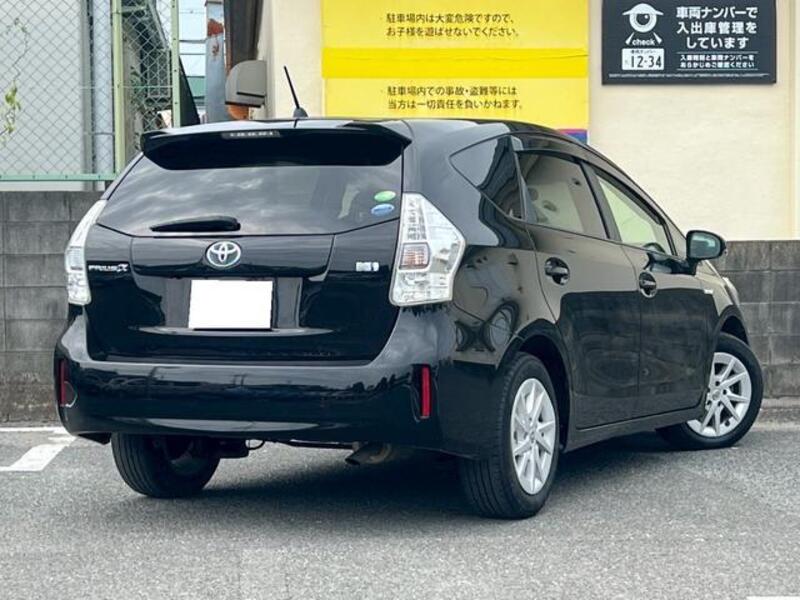 PRIUS ALPHA