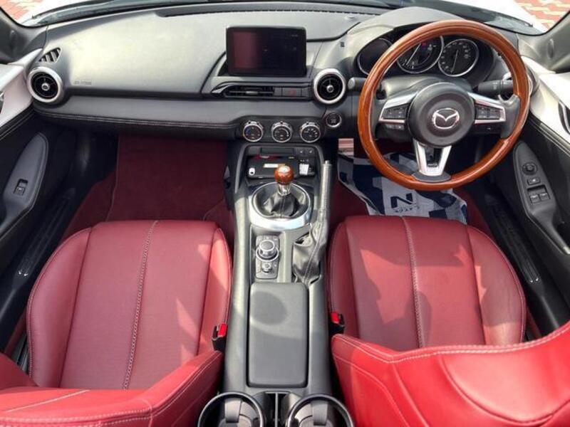 ROADSTER