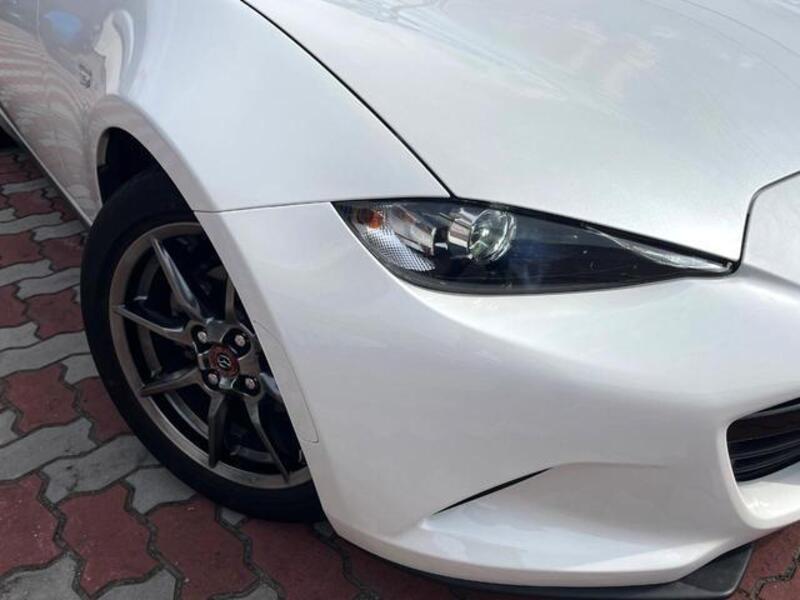 ROADSTER