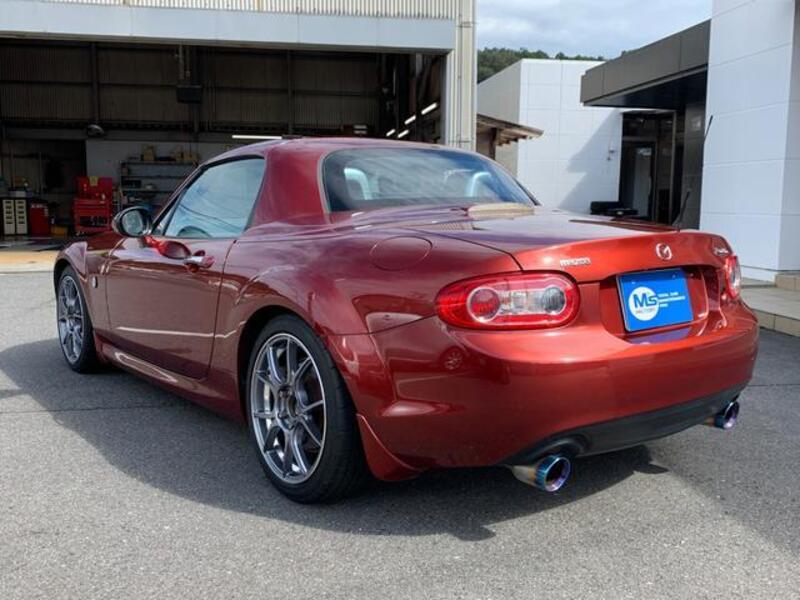 ROADSTER