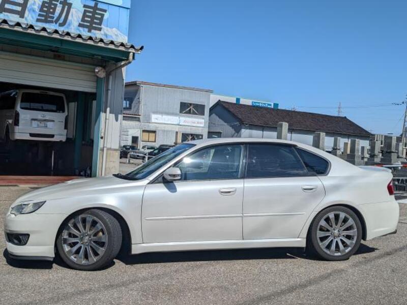 LEGACY B4