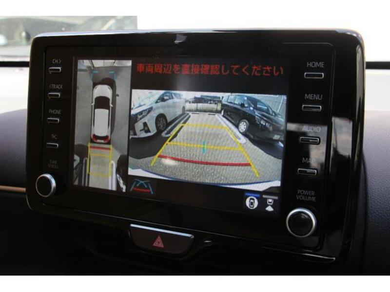 YARIS CROSS